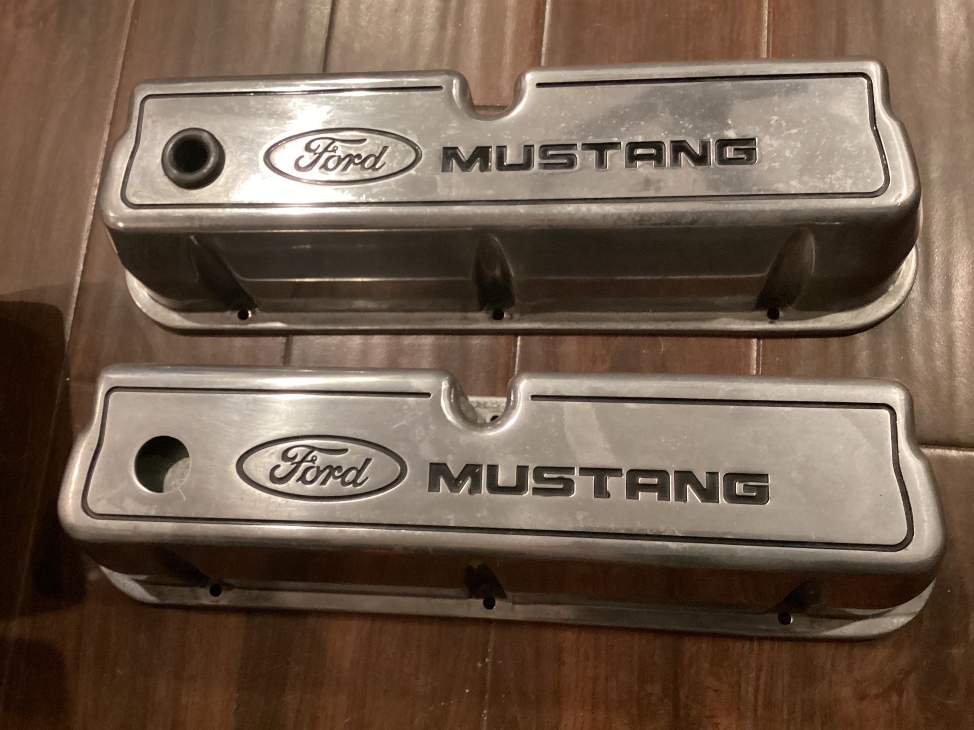 Ford Performsnce Aluminum Polished Mustang Valve Covers Fits 289, 302, 351W Tall