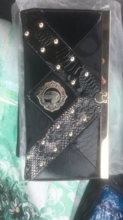 G for guess wallet black goes w everything!!