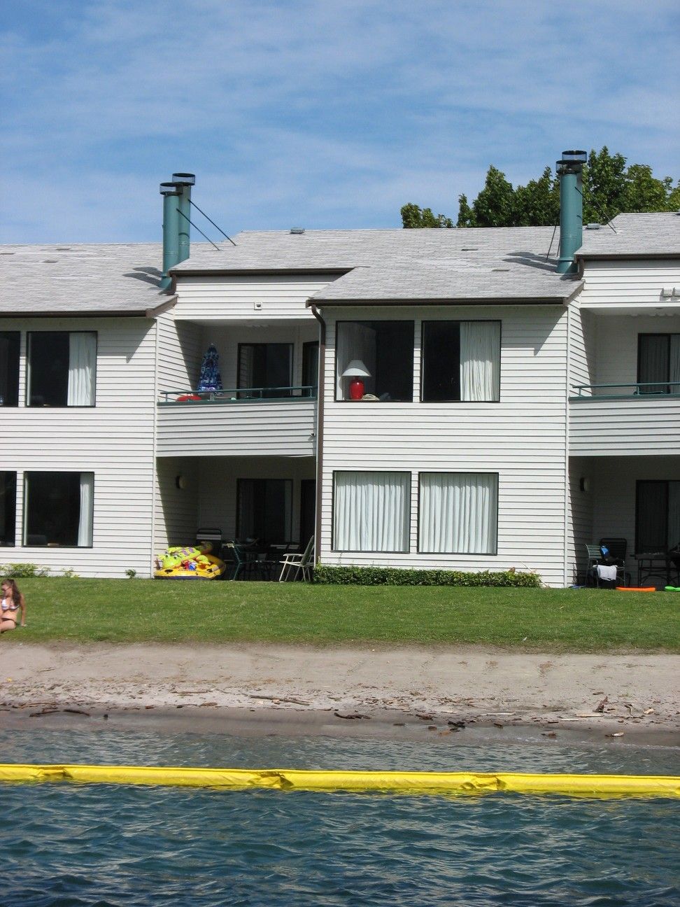 Lakeside Condo at Wapato Point For Gifting for Sale in Silverdale, WA