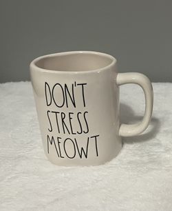 Rae Dunn Don’t Stress Meowt Mug