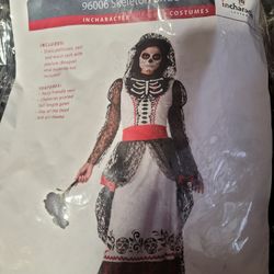 Women's dia de los muerto's skeleton Bride, Halloween costume size medium 