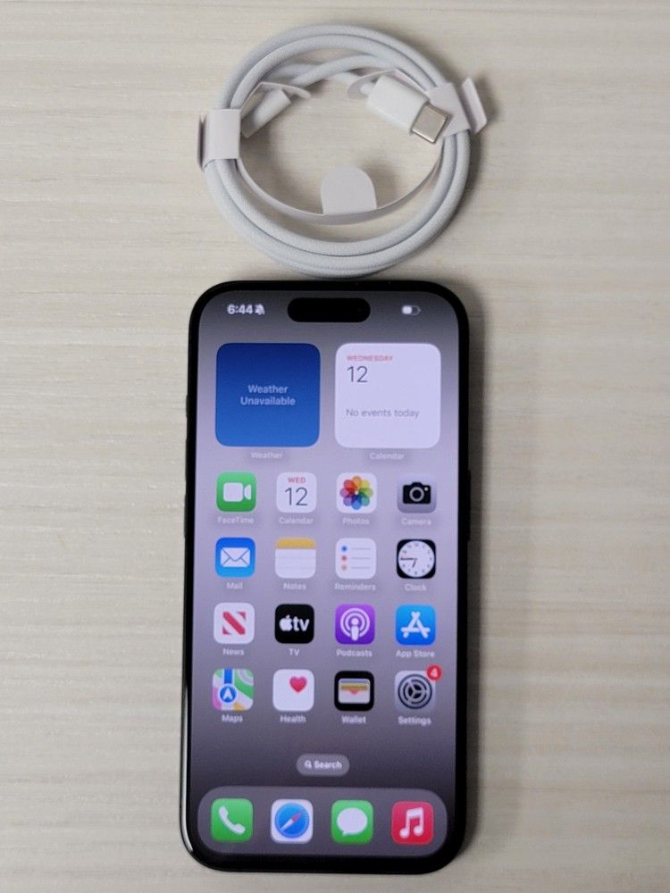 IPHONE 15 PRO 256GB UNLOCK ANY CARRIER IN GREAT Condition