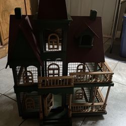 Vintage Victorian Wooden Bird House