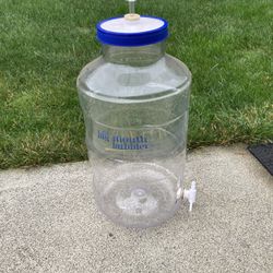 6.5 Gallon Carboy With Spigot Christmas Present 