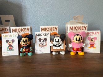 Pop mart mickeys