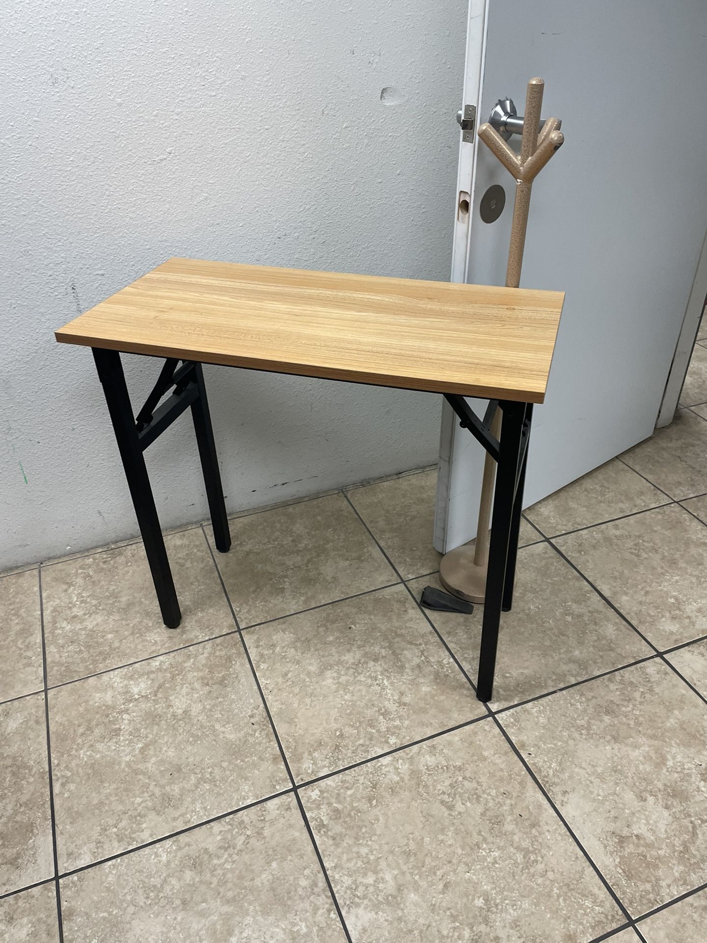 Very Sturdy Desk