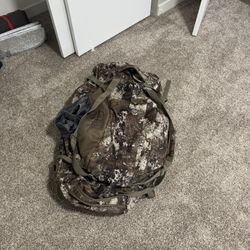 Cabellas Duffle Bag
