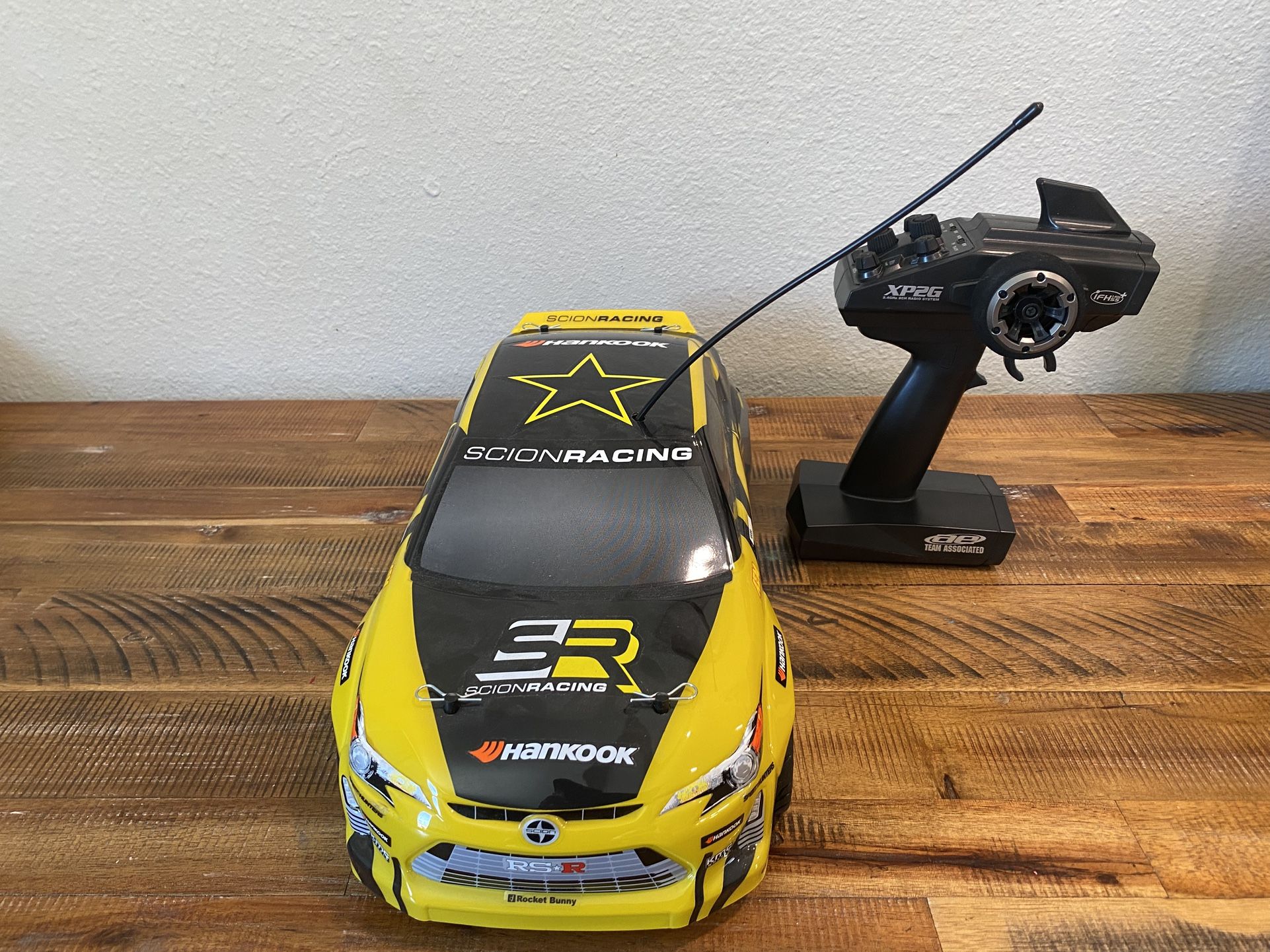 AE Team Associated Remote Control Car