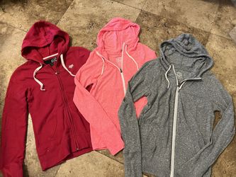 Women’s Zip Up Hoodie / Fox And SO Brands