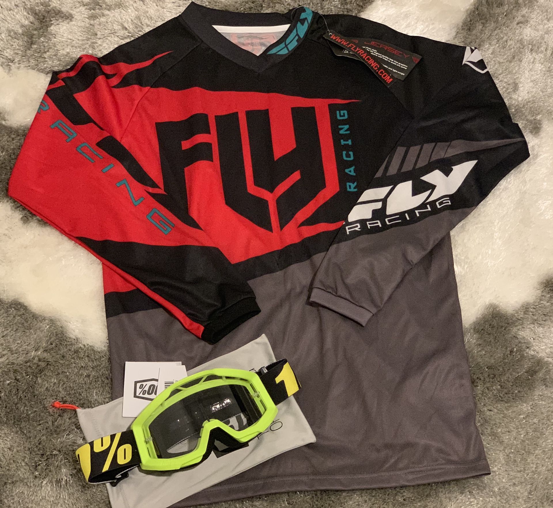 Youth motocross goggles and youth jersey