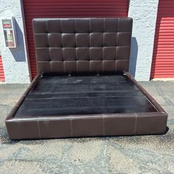 Madisons King Size Bed Frame Only 😍