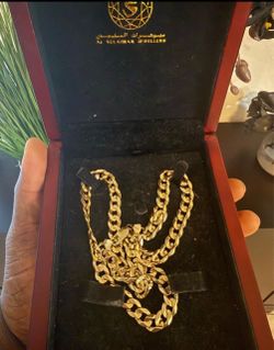 14K Solid Gold Necklace – Beautiful, Heavy & Authentic