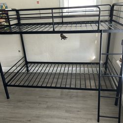 Matte Black Metal Bunkbed