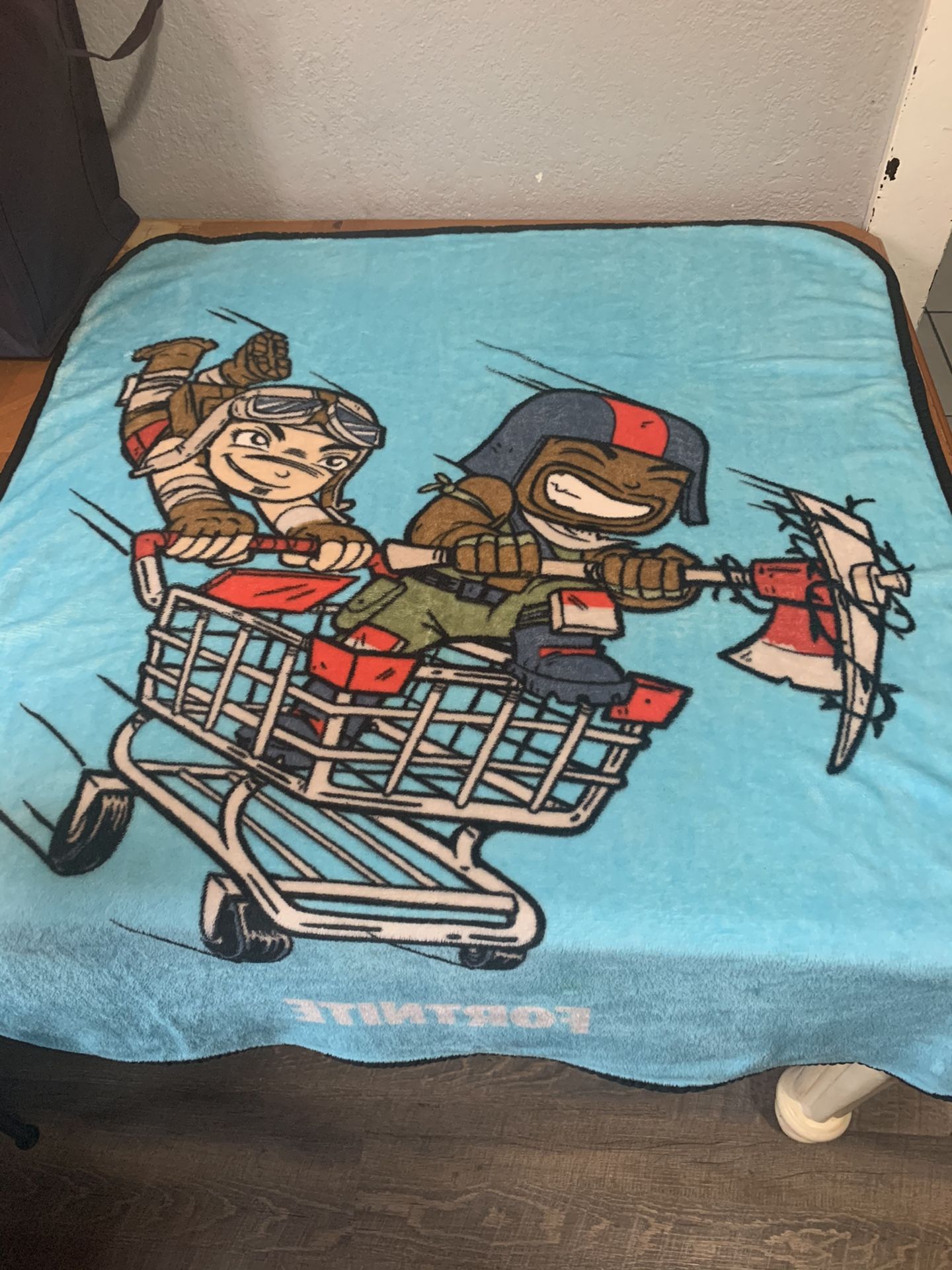 Set of two Fortnite throw blankets