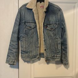 Ol’school Levi’s Denim Jacket