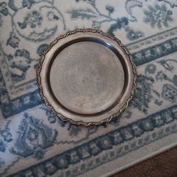 Oneida Georgian Scroll Round Tray/Silverplate Serving Platter