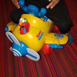 Elmo Toy airplane Car