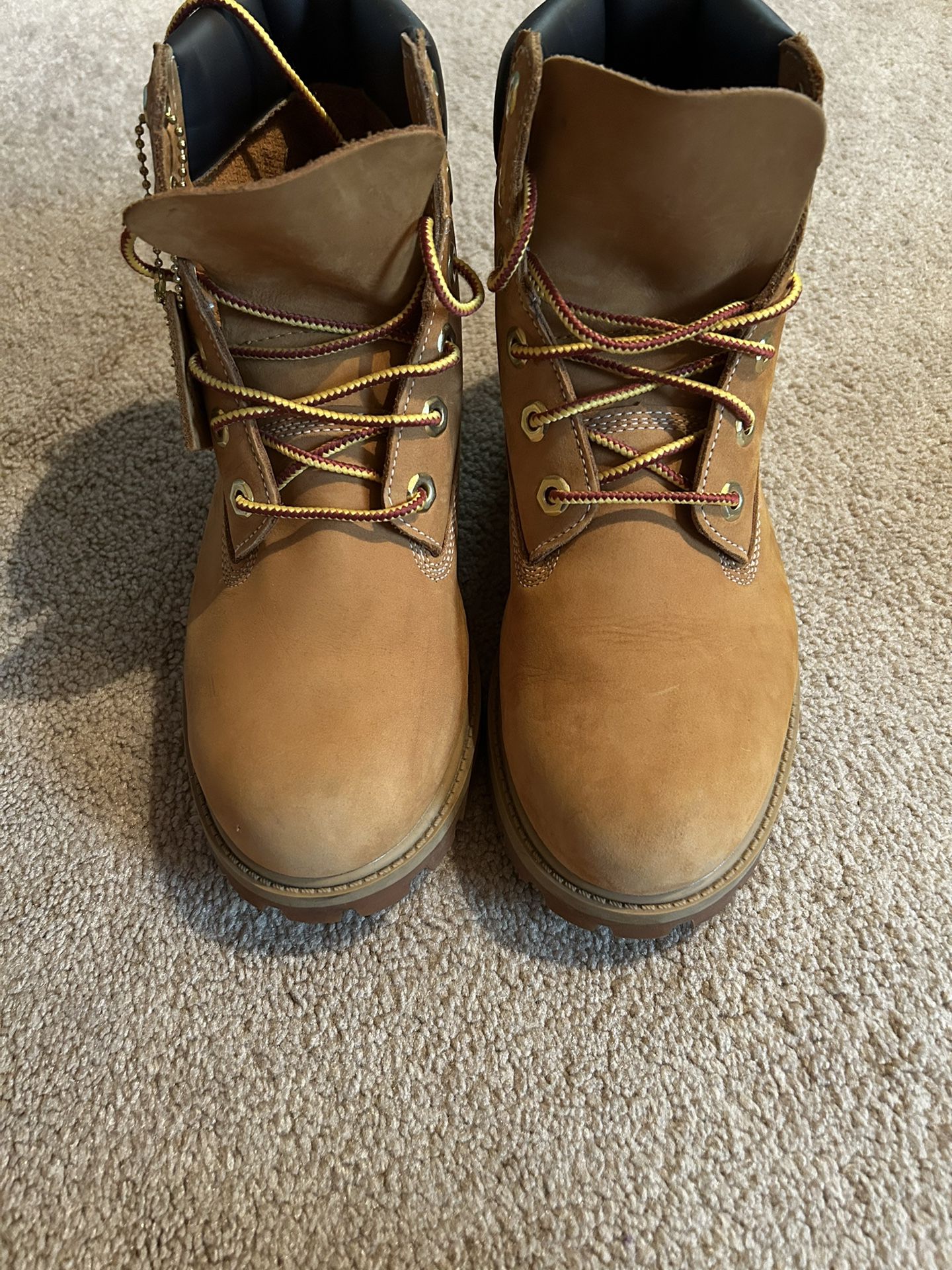 Timberland boots Size 5.5 Boys/Men