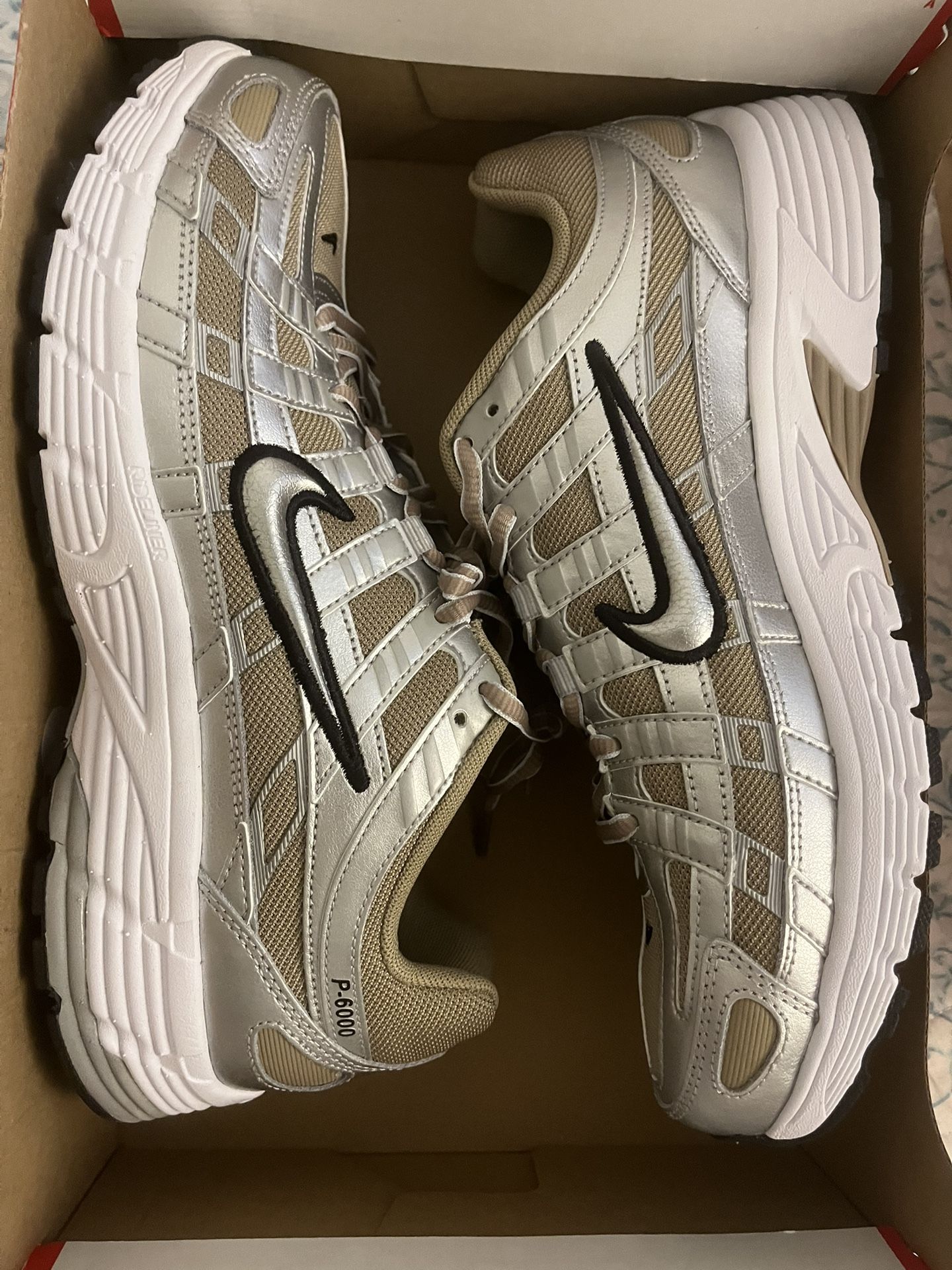 Men’s Running Shoe