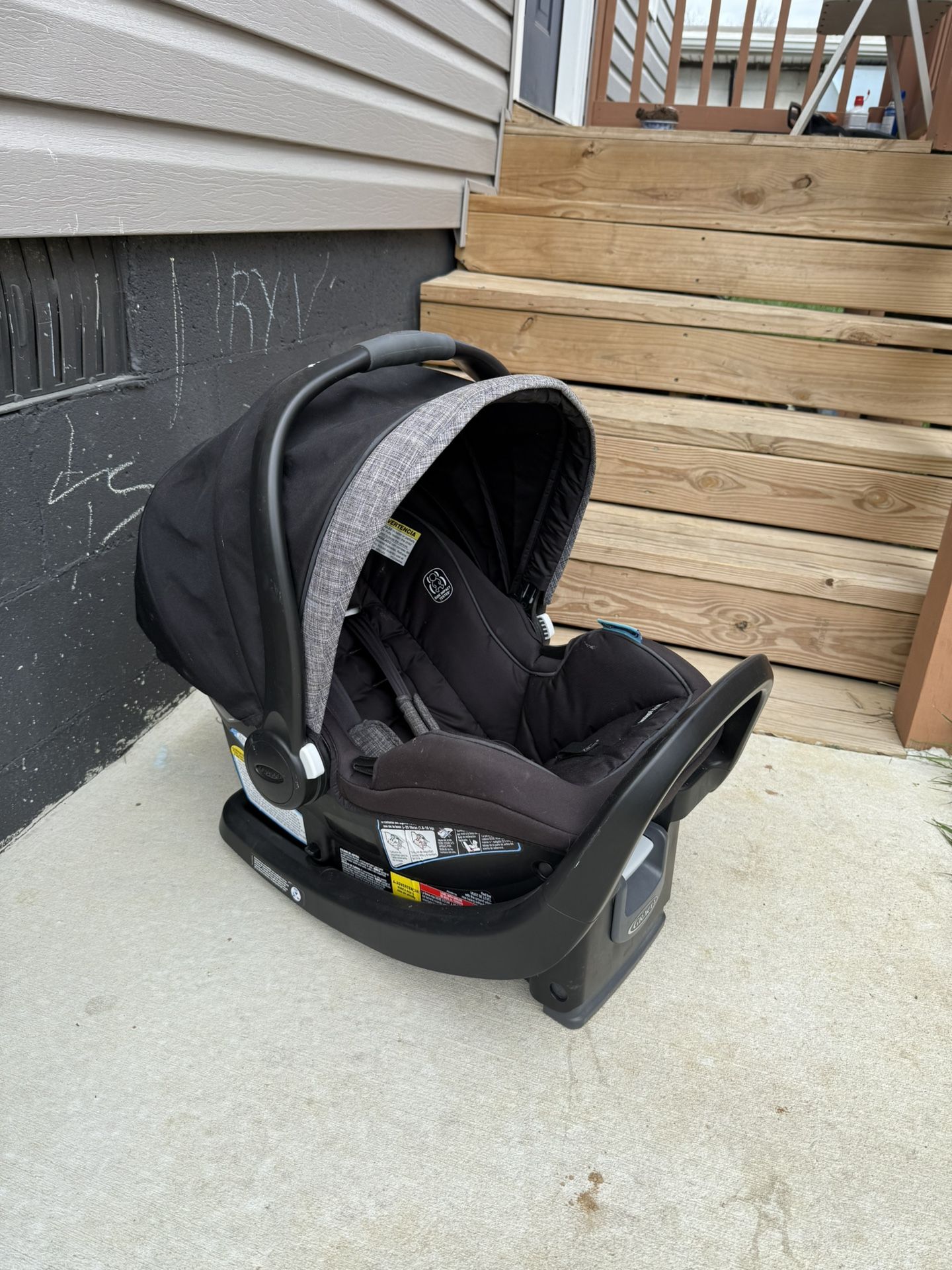 Graco Car Seat W/ Base