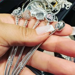 Pandora Charms / Bracelets 