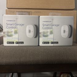 CHAMBERLAIN Smart Garage Control - Wireless Garage Hub and Sensor with Wifi & Bluetooth