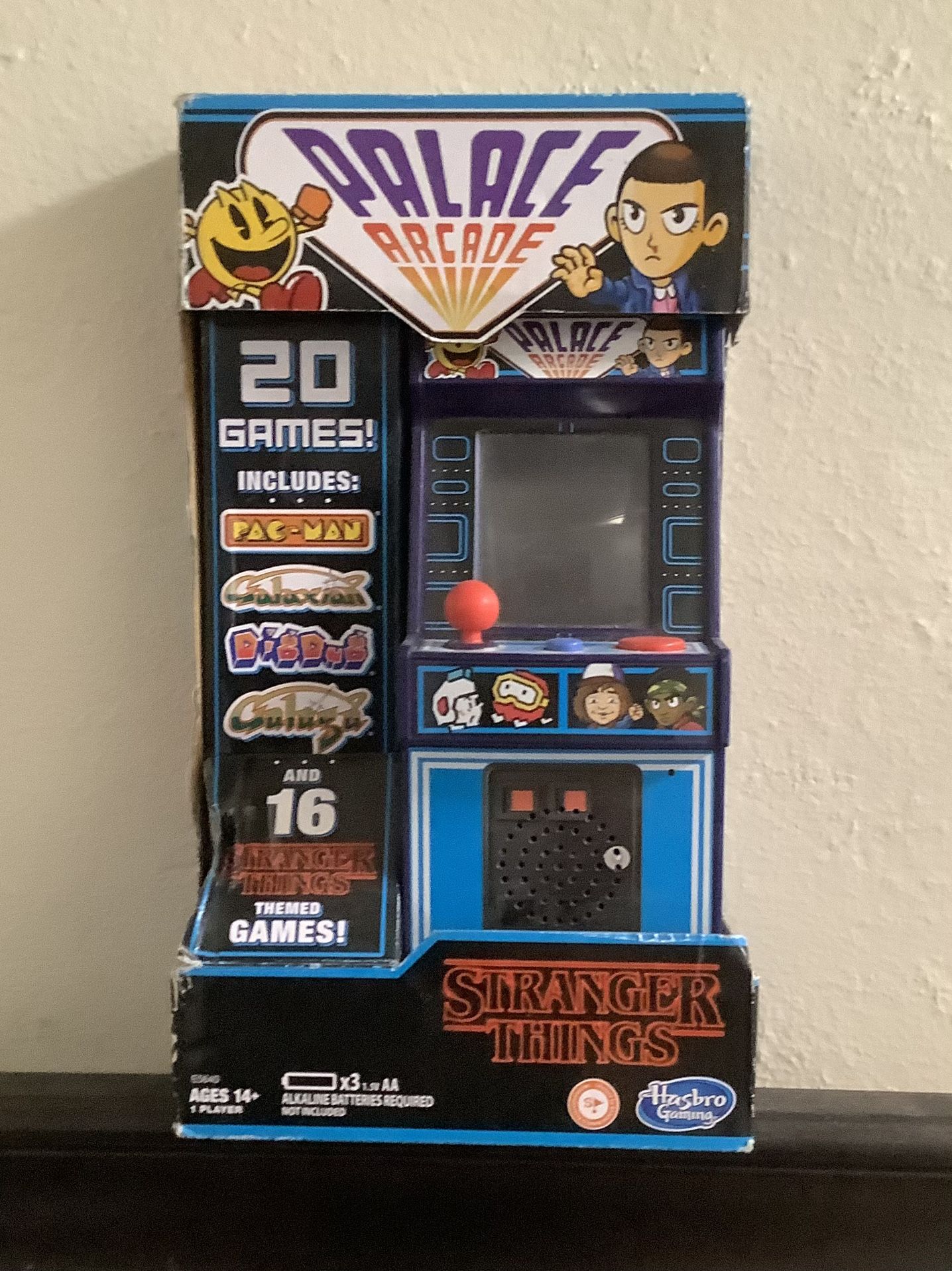 Netflix Stranger Things Edition Retro Mini Arcade
