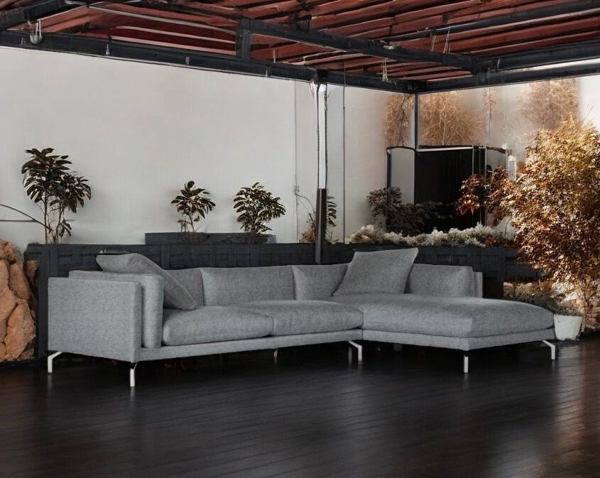 Design Within Reach MD Italy DWR Como Right Facing Chaise Lounge Chair Sectional Sofa Couch