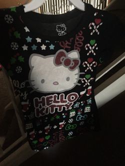 Hello Kitty Girl's Christmas shirt