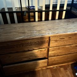 Dresser With Attachable Mirror 