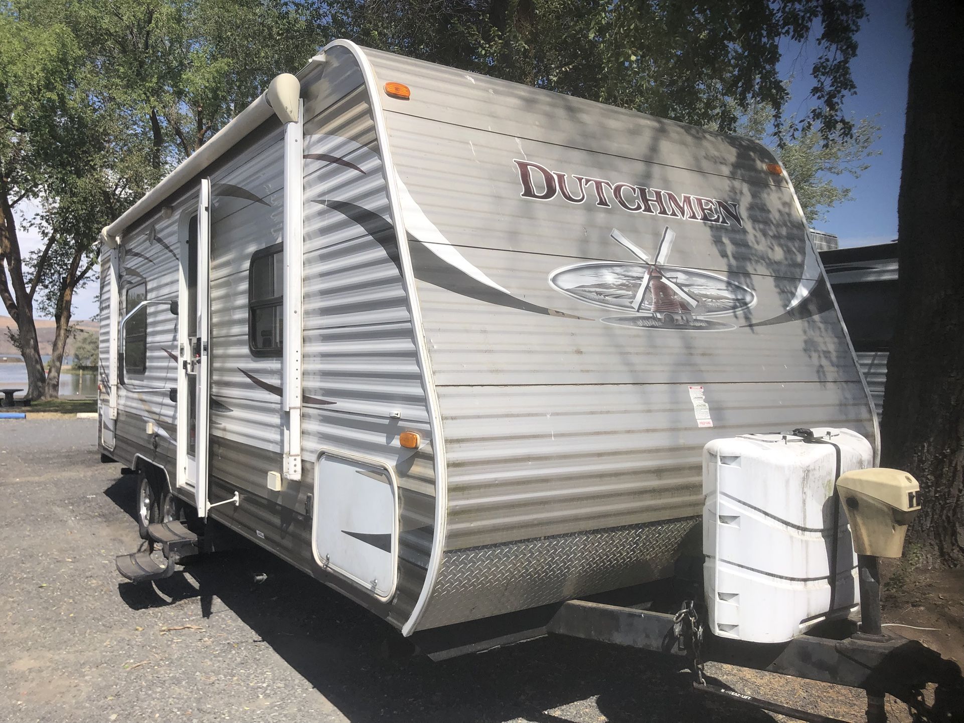 2012 Dutchmen 255RB Travel Trailer