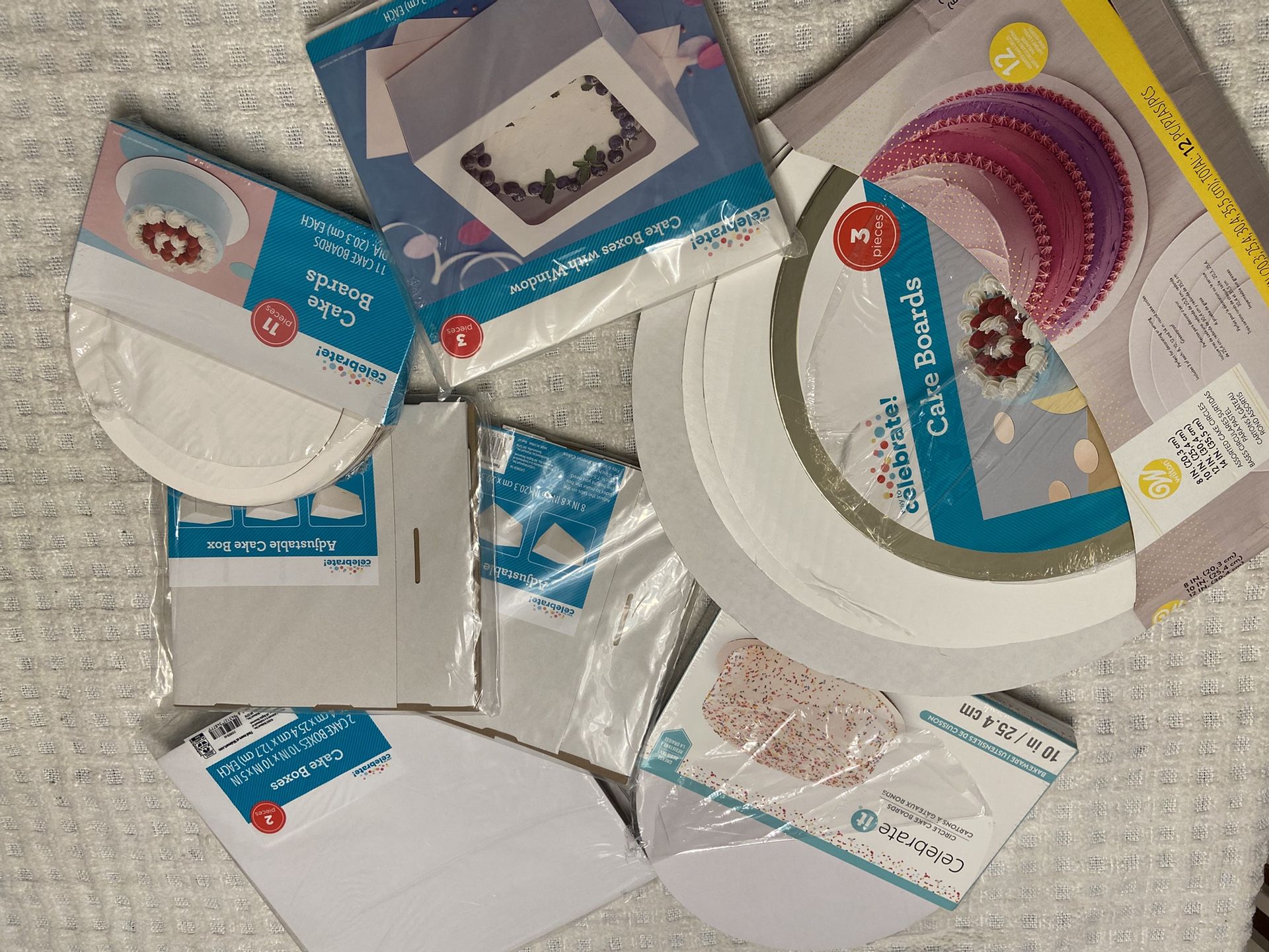 Cake Plates And Boxes