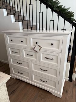 Drawer Chest