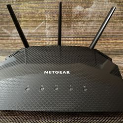 NETGEAR 4-Stream WiFi 6 Router (R6700AX) 