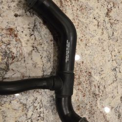 Geniune OEM Lower radiator coolant hose for mercedes (contact info removed)