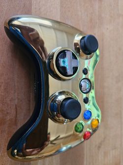 Xbox 360  controller - Gold - yes, still available!