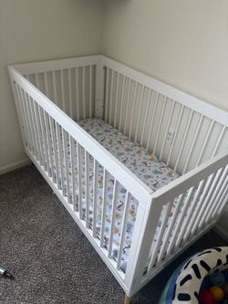 Crib with mattress