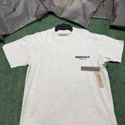 White Essentials T-Shirt/Shorts