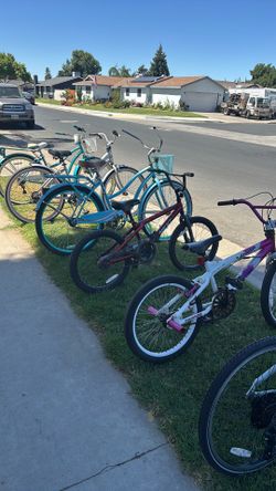 Bikes, for sale send me a message for the prices. Bike is not a dollar.