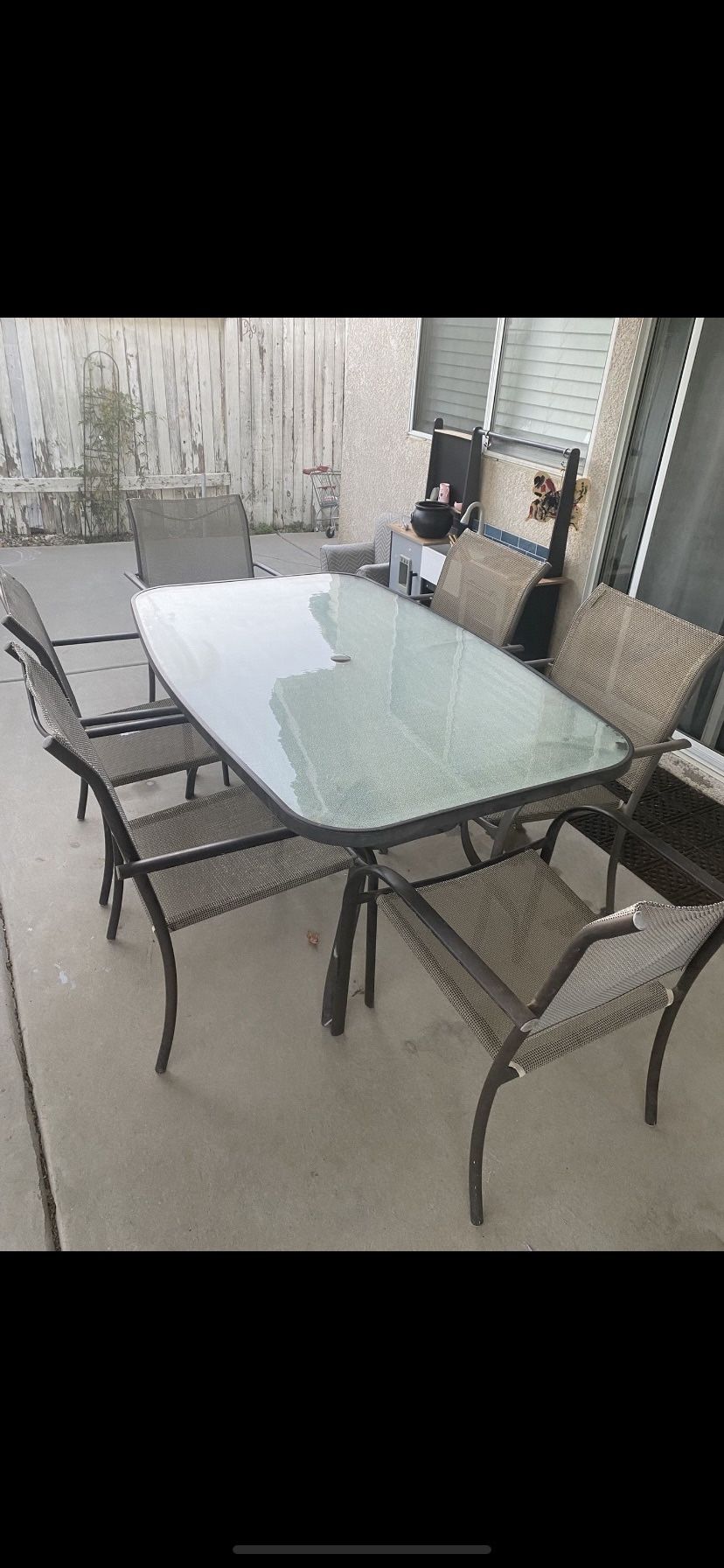 Nice Outdoor Patio Table Set With Chairs