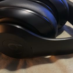 Beats Studio Pro 