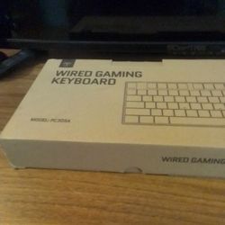 RisoPhy Mechanical Gaming Keyboard, RGB 104 Keys, Wired