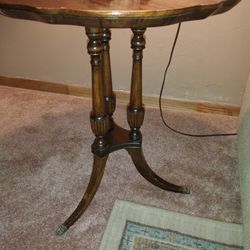 Vintage Pie Crust Top Table