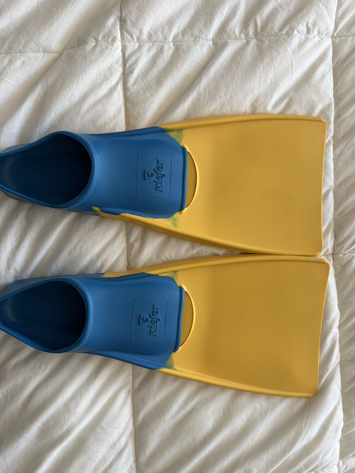 Womens Swim Fins, Size 7-9