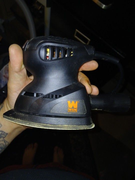 WEN 6301 Electric Detailing Palm Sander.