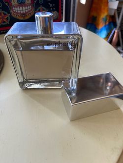 Men Kelvin Klein after shave cologne