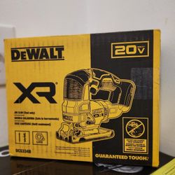 DEWALT
20V MAX XR Cordless Brushless Jigsaw (With Charger)