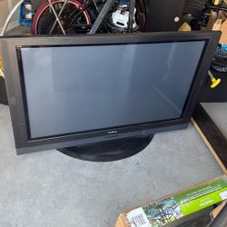 Insignia TV