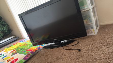 TOSHIBA TV