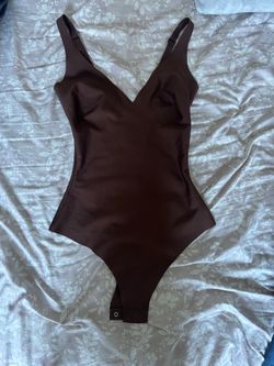 SKIMS body suit medium